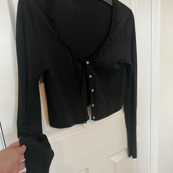 Short black sweater - Picture 7 of 8